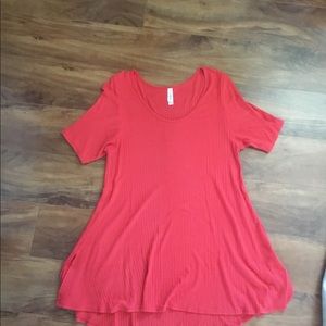 Women’s LulaRoe perfect tee